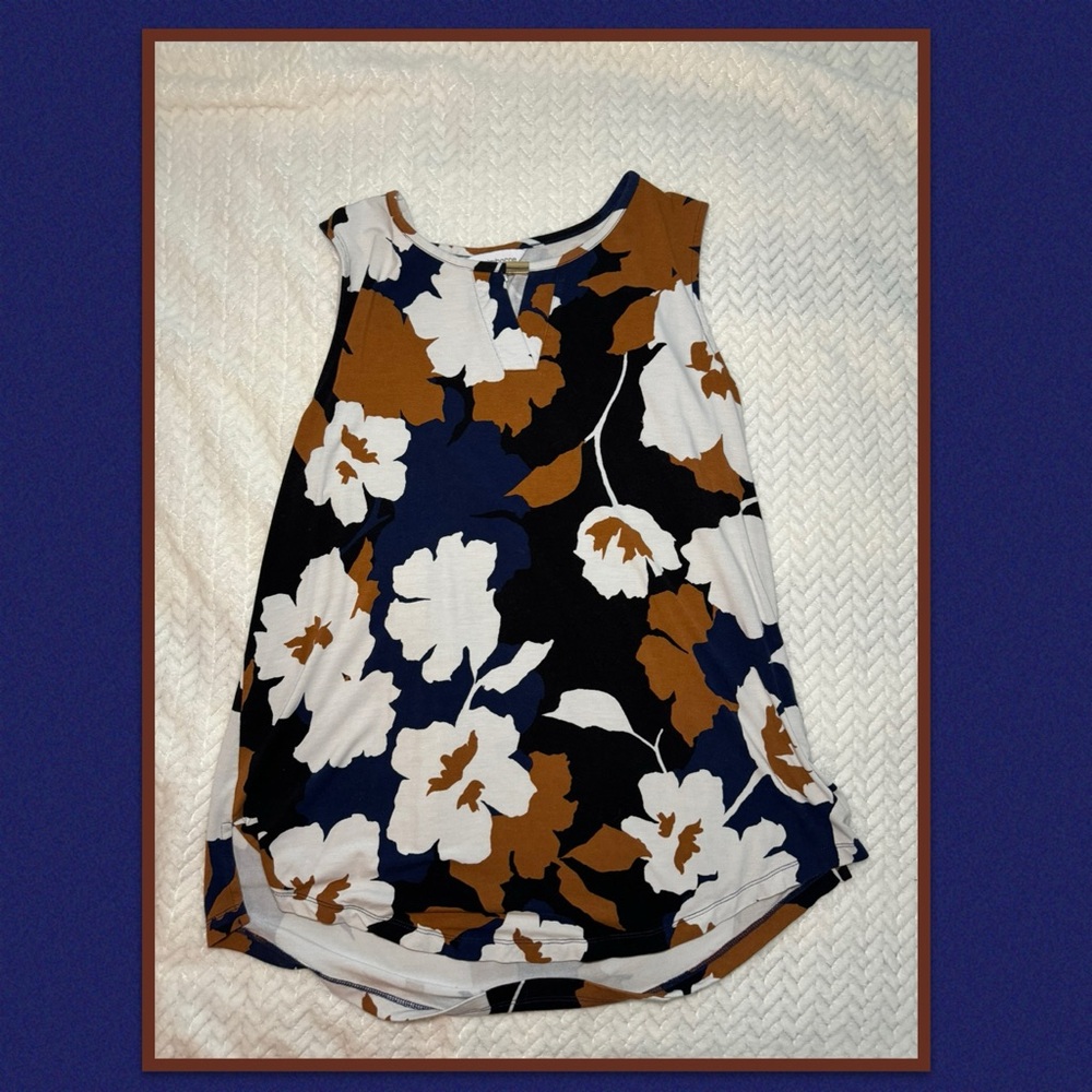 Liz Claiborne floral sleevless blouse